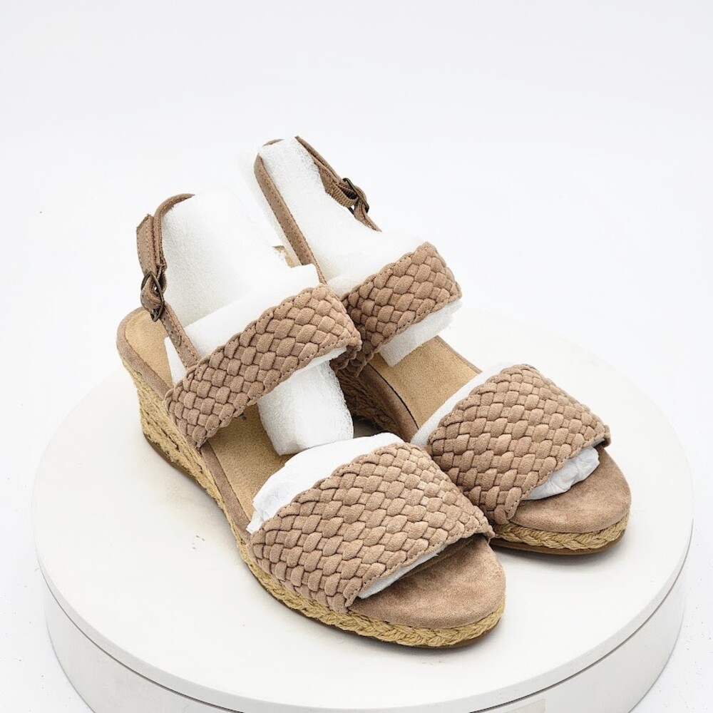 Bella Vita Mariella Almond Suede Espadrille Wedge Sandals Women’s Size 9 M